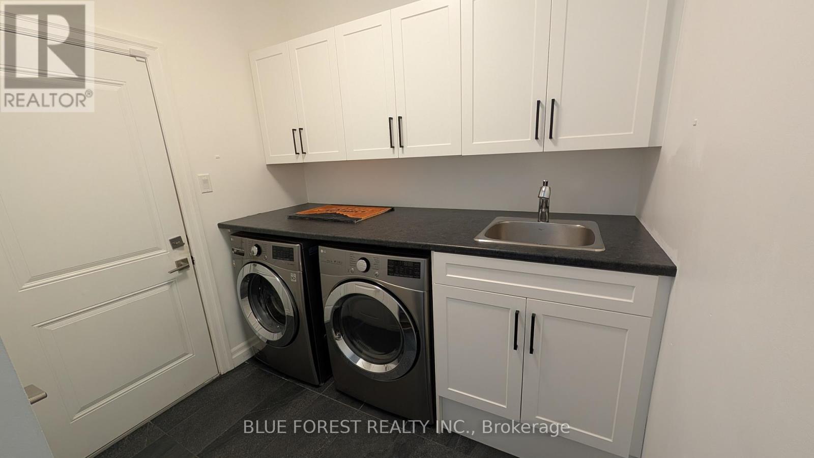 3319 Regiment Road, London South (South V), ON