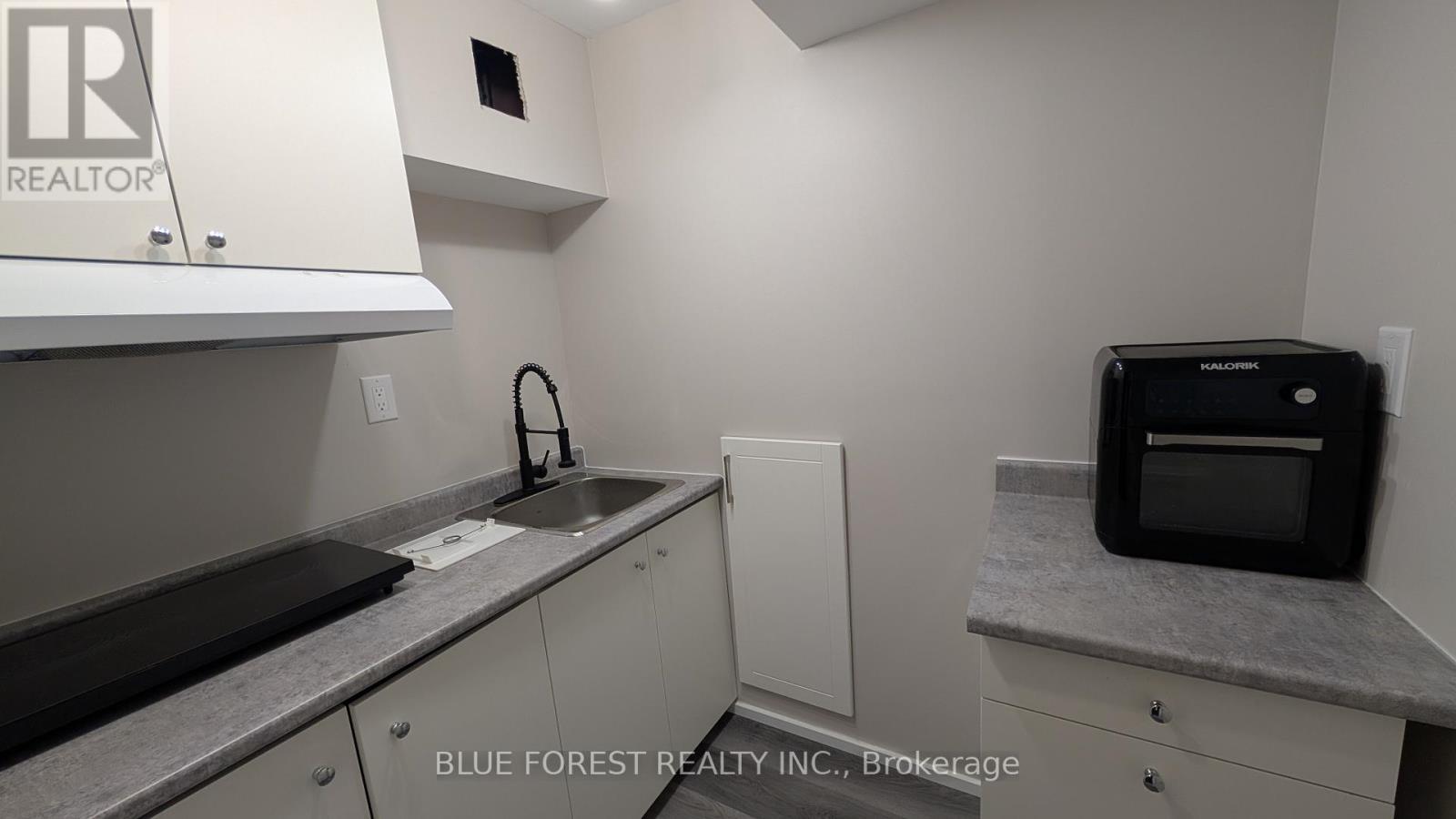 3319 Regiment Road, London South (South V), ON