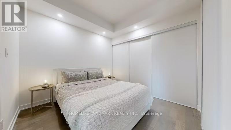 607 - 17 Dundonald Street, Toronto, ON - Indoor Photo Showing Bedroom