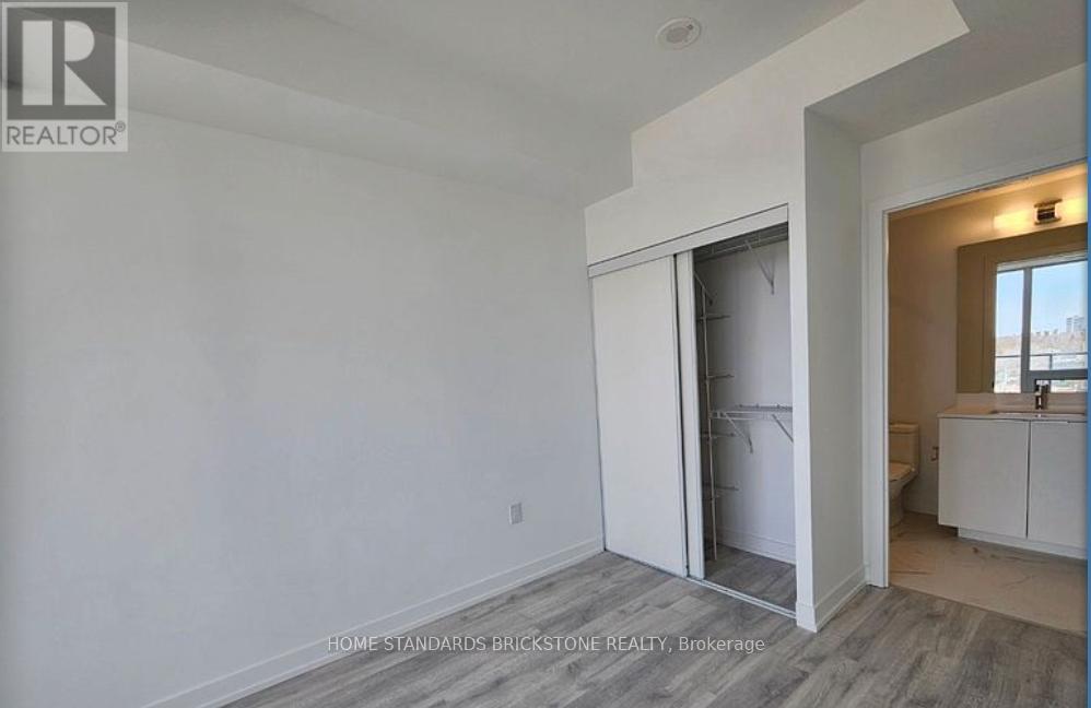 N545 - 7 Golden Lion Heights, Toronto, ON - Indoor Photo Showing Other Room