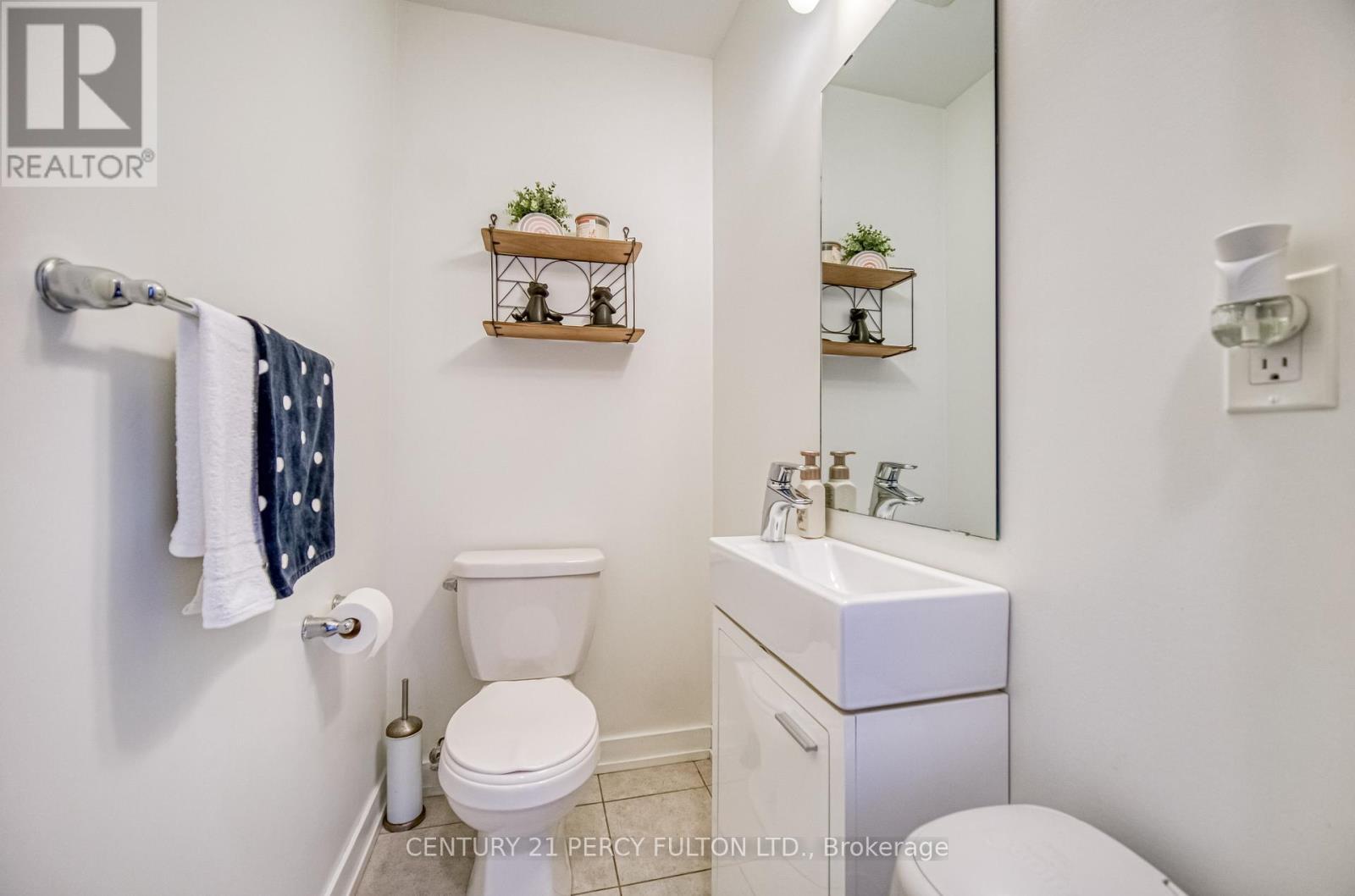 504 - 1555 Kingston Road, Pickering, ON - Indoor Photo Showing Bathroom