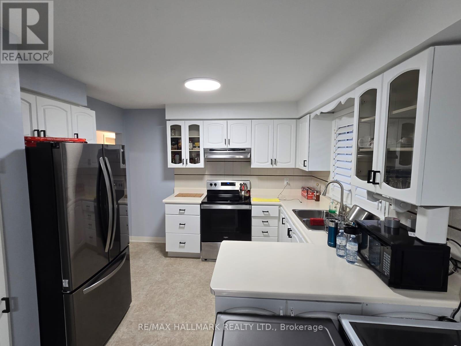 #Main - 148 Derrydown Road S, Toronto, ON - Indoor Photo Showing Other Room