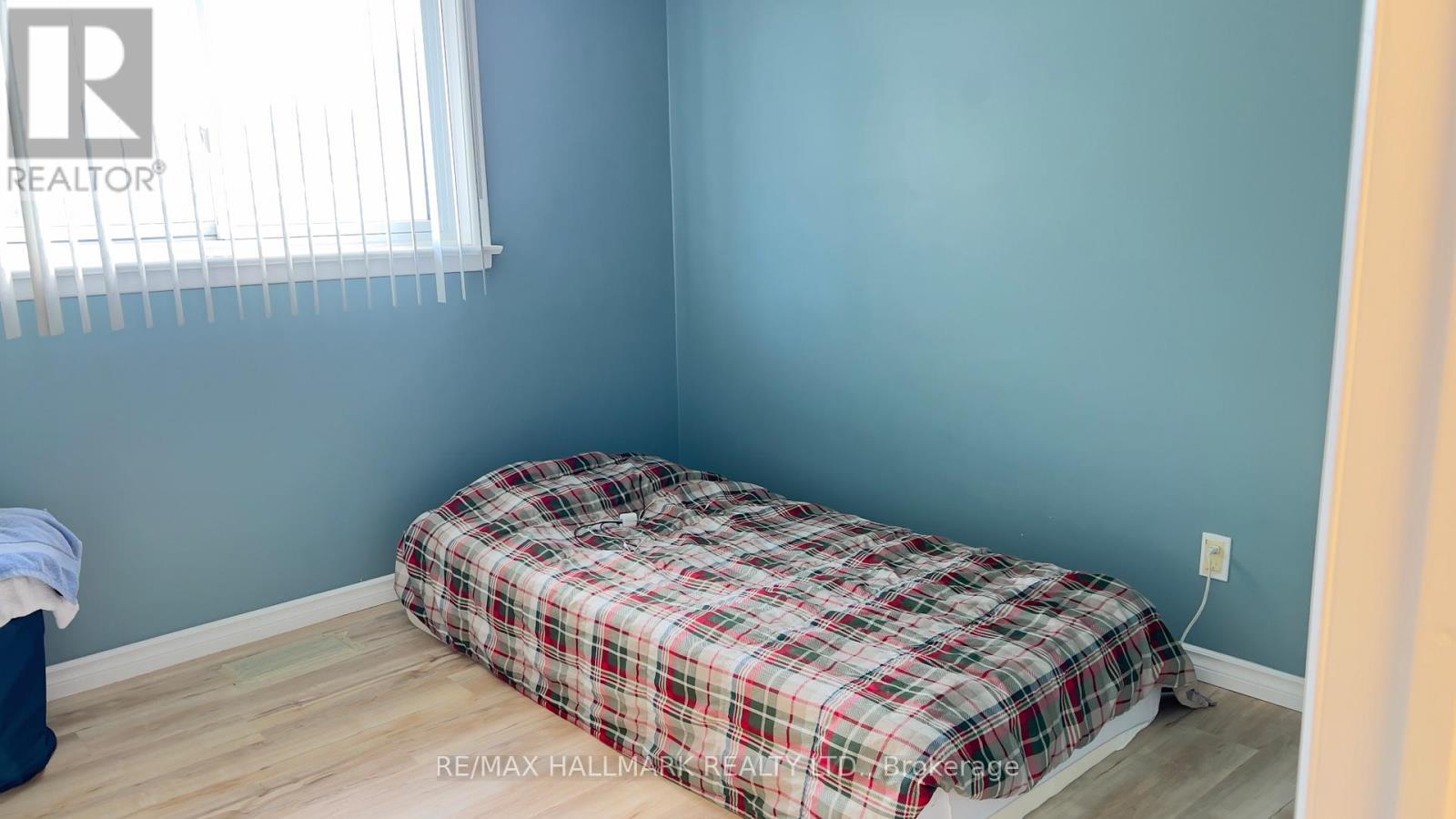 #Main - 148 Derrydown Road S, Toronto, ON - Indoor Photo Showing Bedroom