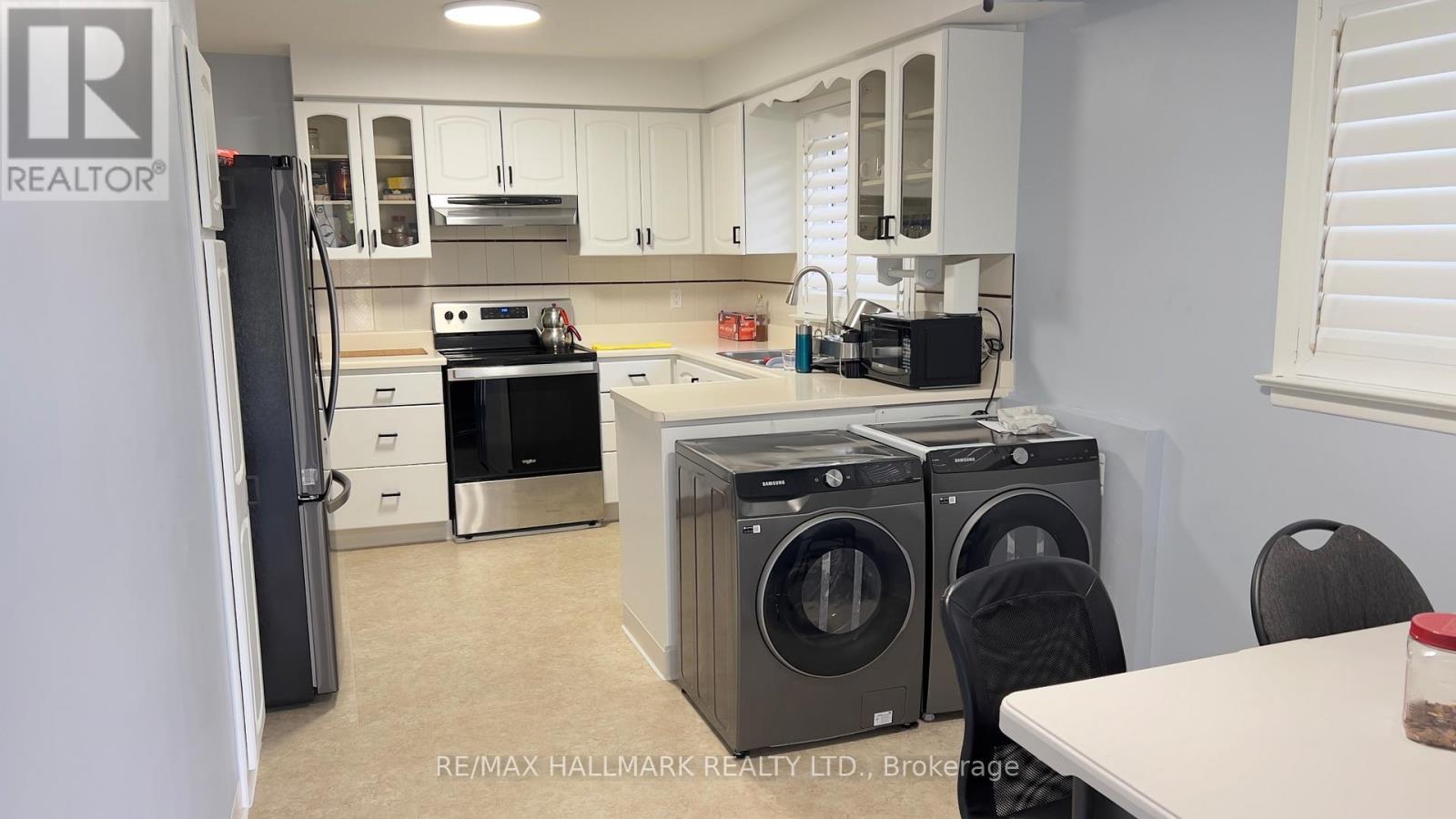 #Main - 148 Derrydown Road S, Toronto, ON - Indoor Photo Showing Laundry Room
