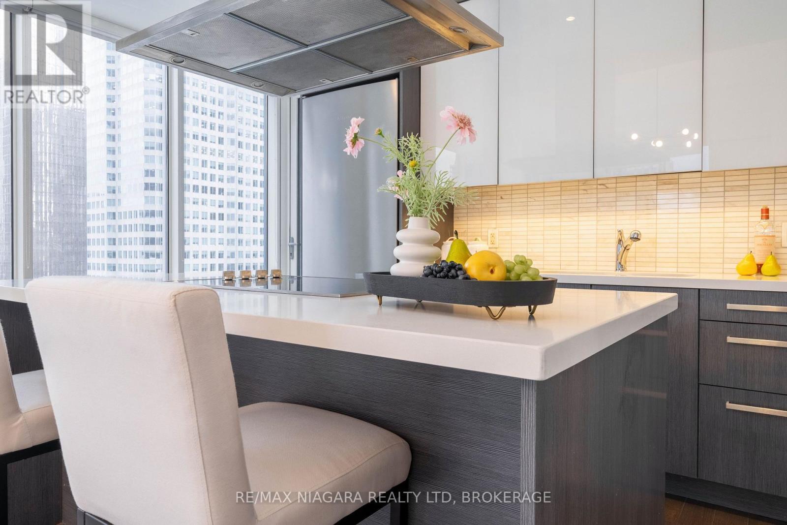 2802 - 8 The Esplanade Street, Toronto (Waterfront Communities), ON