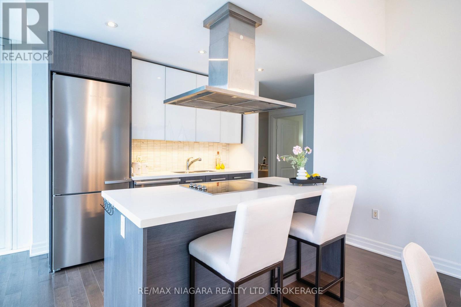 2802 - 8 The Esplanade Street, Toronto (Waterfront Communities), ON