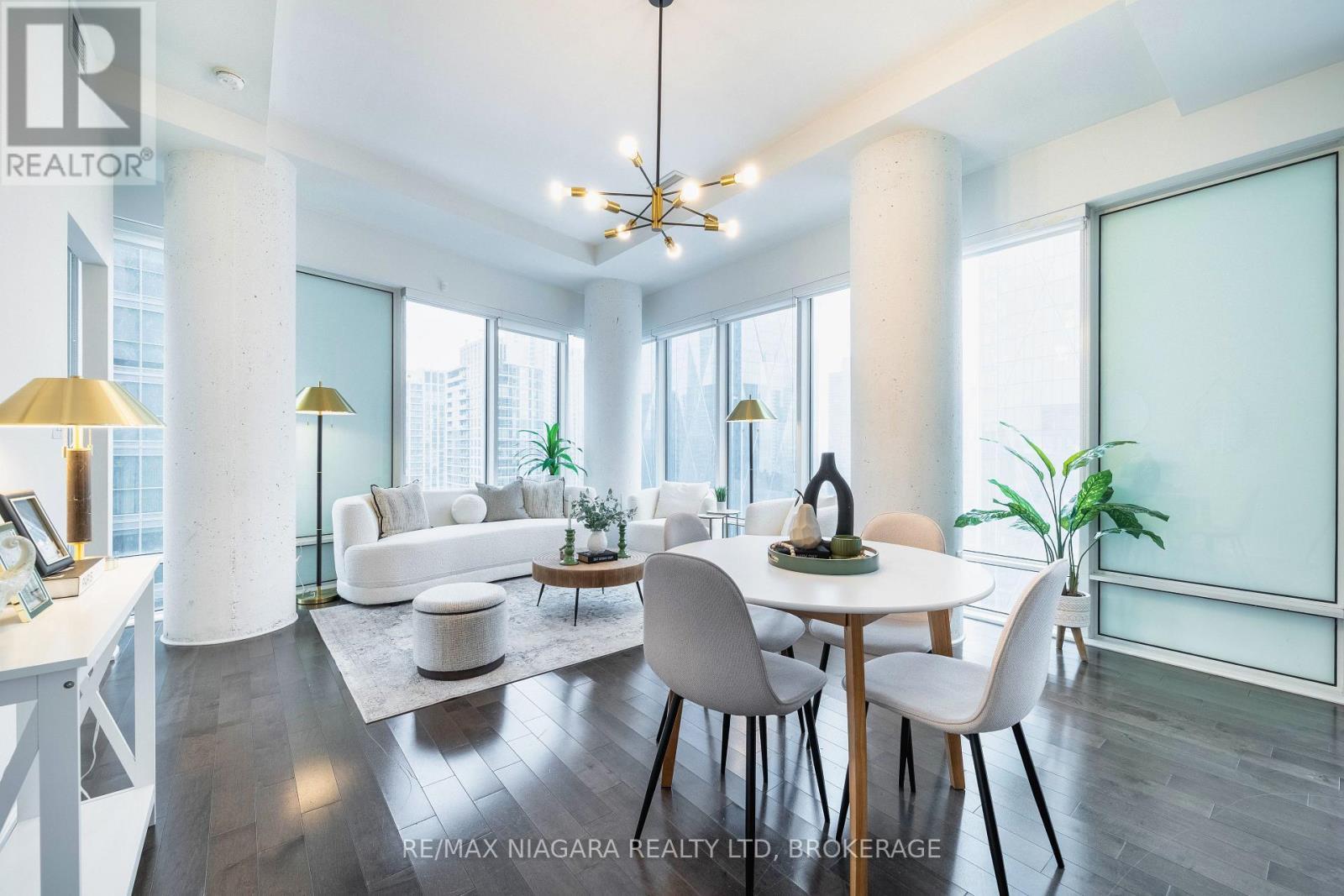 2802 - 8 The Esplanade Street, Toronto (Waterfront Communities), ON