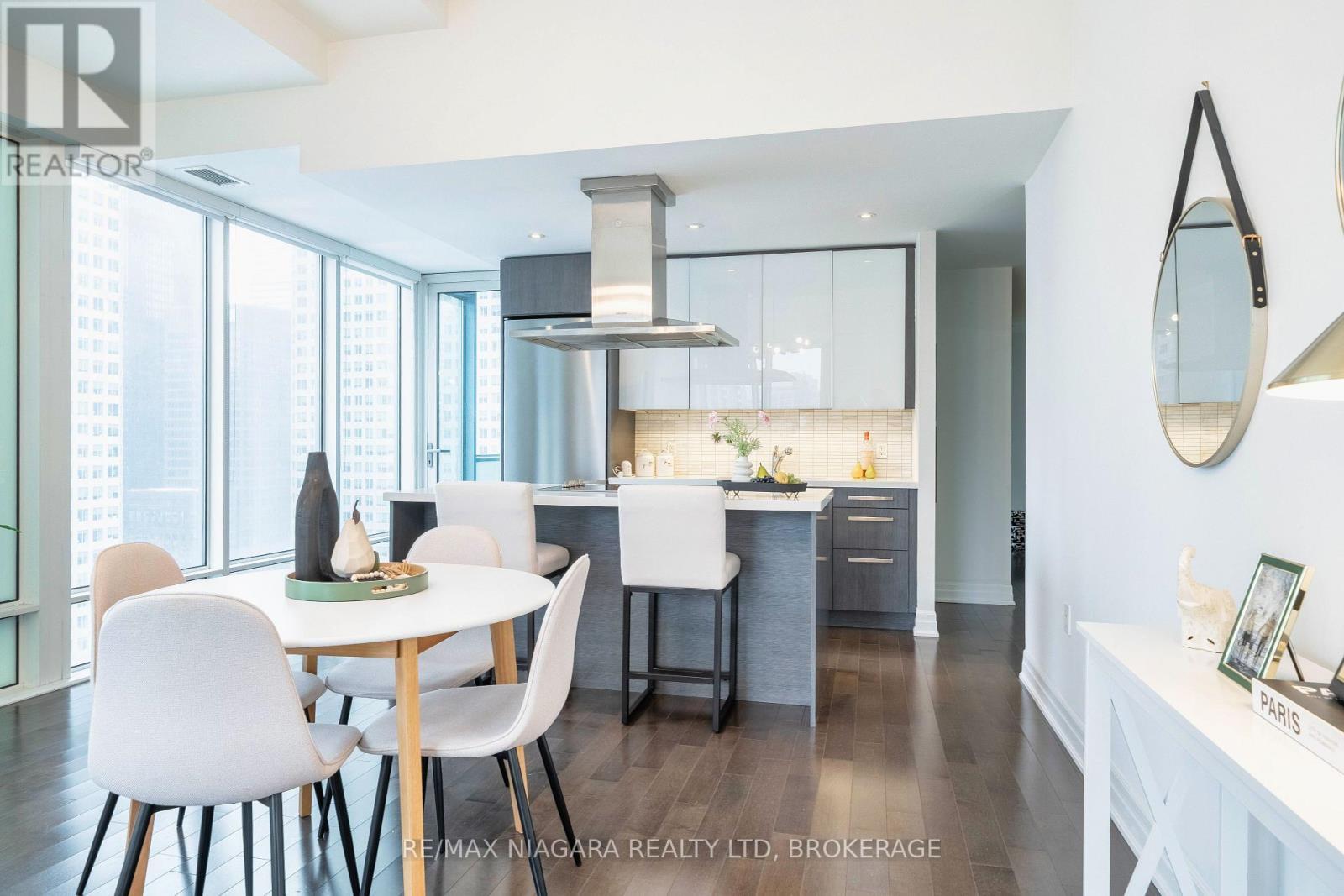 2802 - 8 The Esplanade Street, Toronto (Waterfront Communities), ON