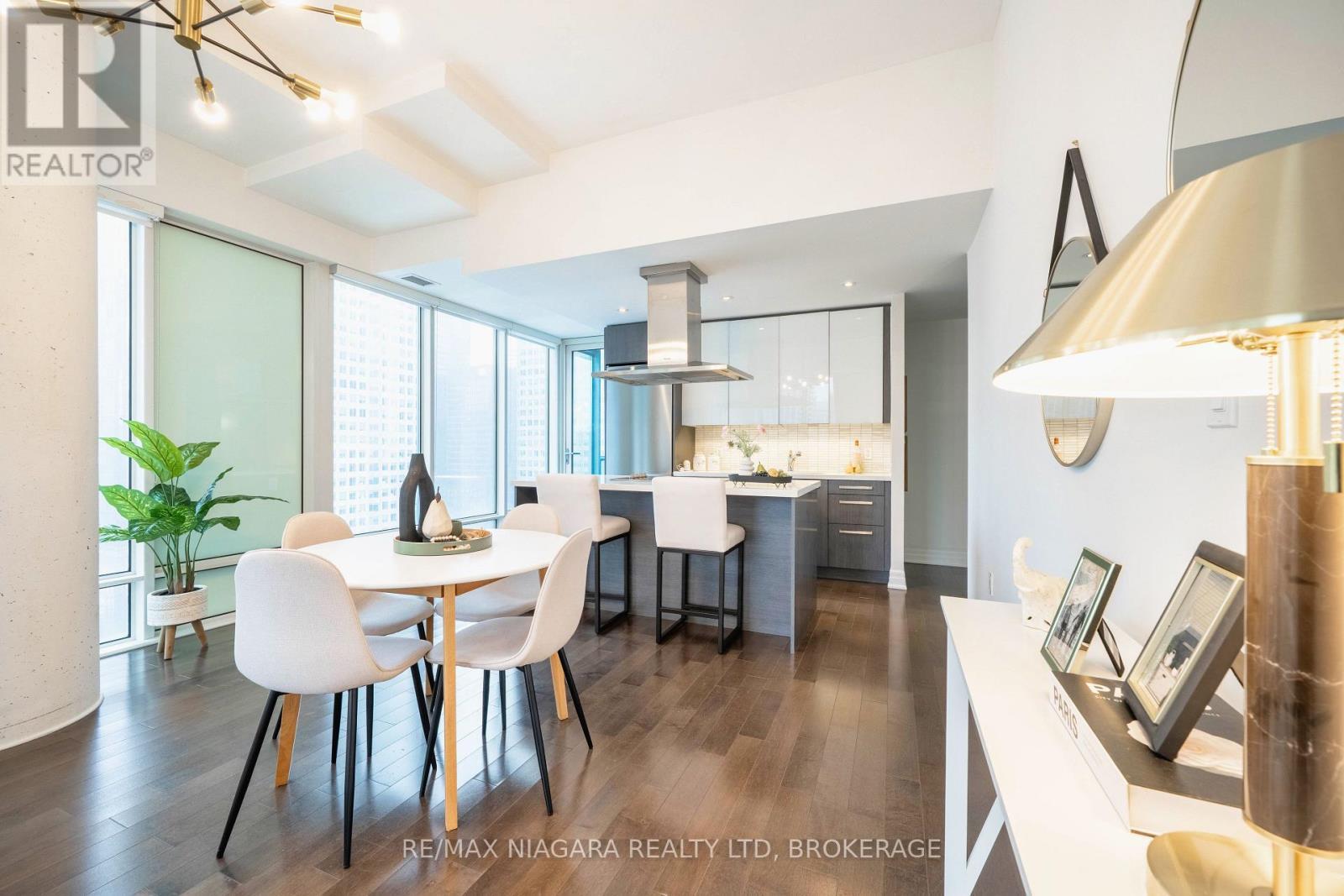 2802 - 8 The Esplanade Street, Toronto (Waterfront Communities), ON