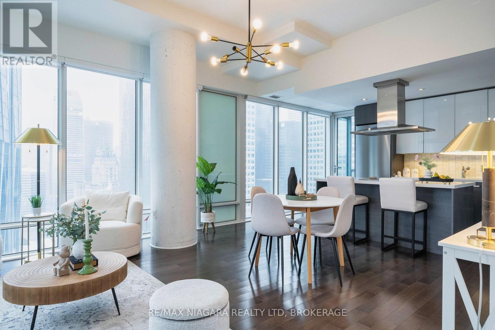 2802 - 8 The Esplanade Street, Toronto (Waterfront Communities), ON