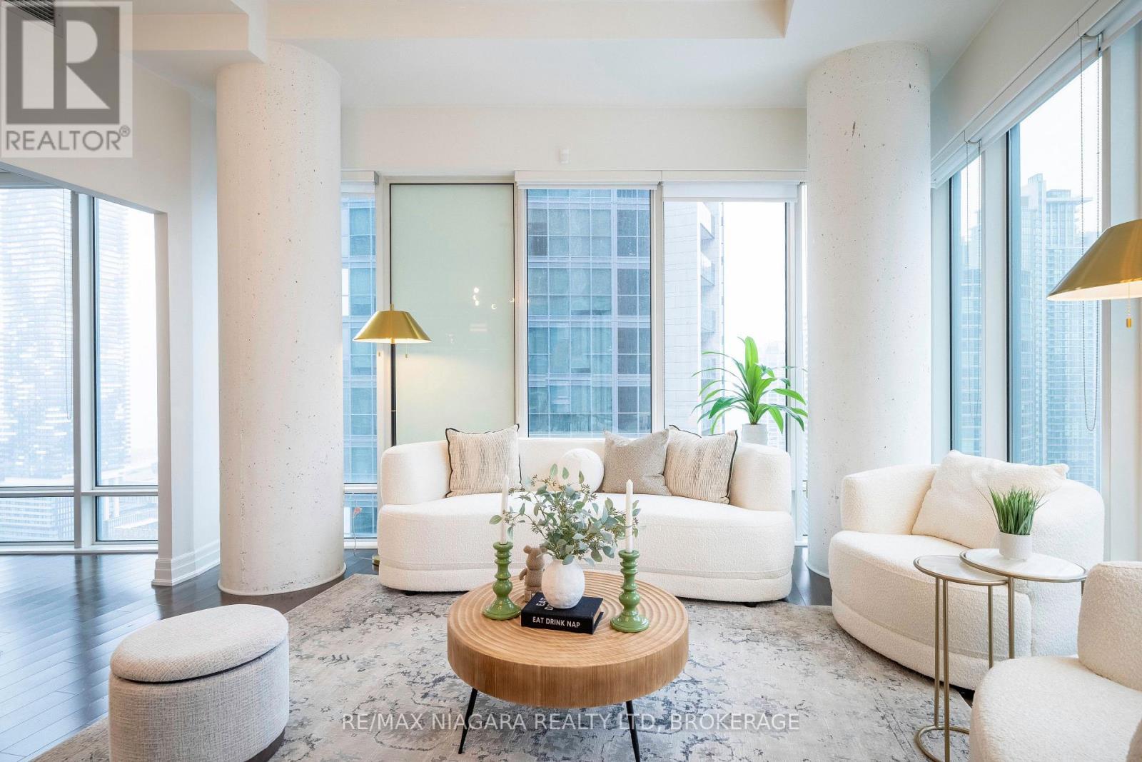 2802 - 8 The Esplanade Street, Toronto (Waterfront Communities), ON