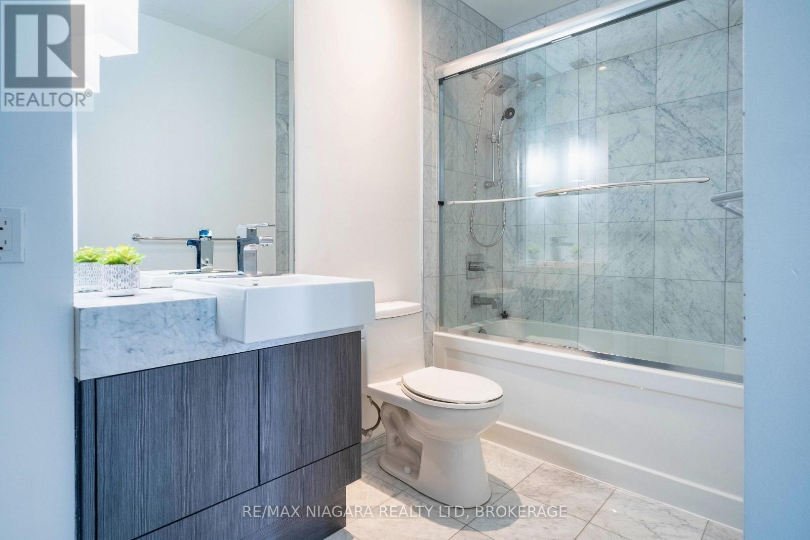 2802 - 8 The Esplanade Street, Toronto (Waterfront Communities), ON