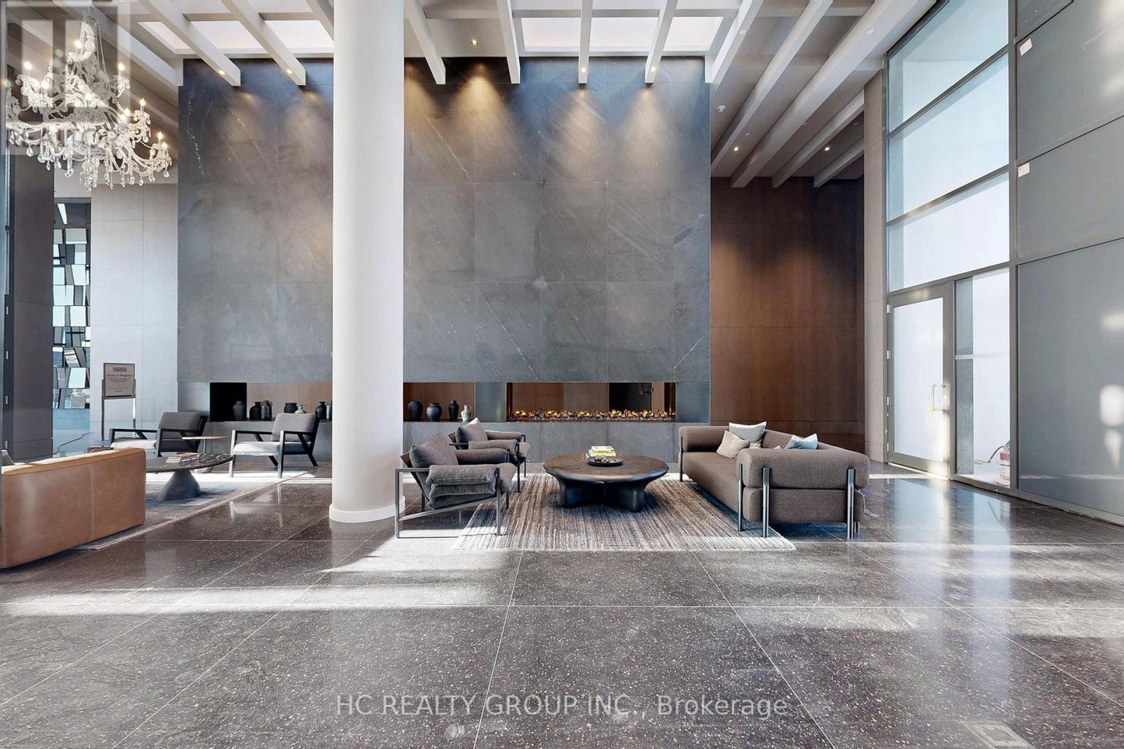 4902 - 8 Interchange Way, Vaughan, ON - Indoor Photo Showing Other Room