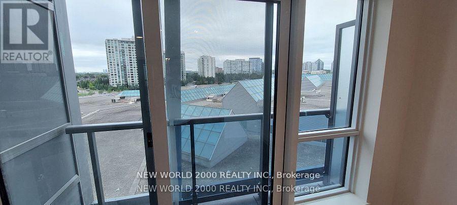 B-527 - 50 Upper Mall Way Road, Vaughan, ON