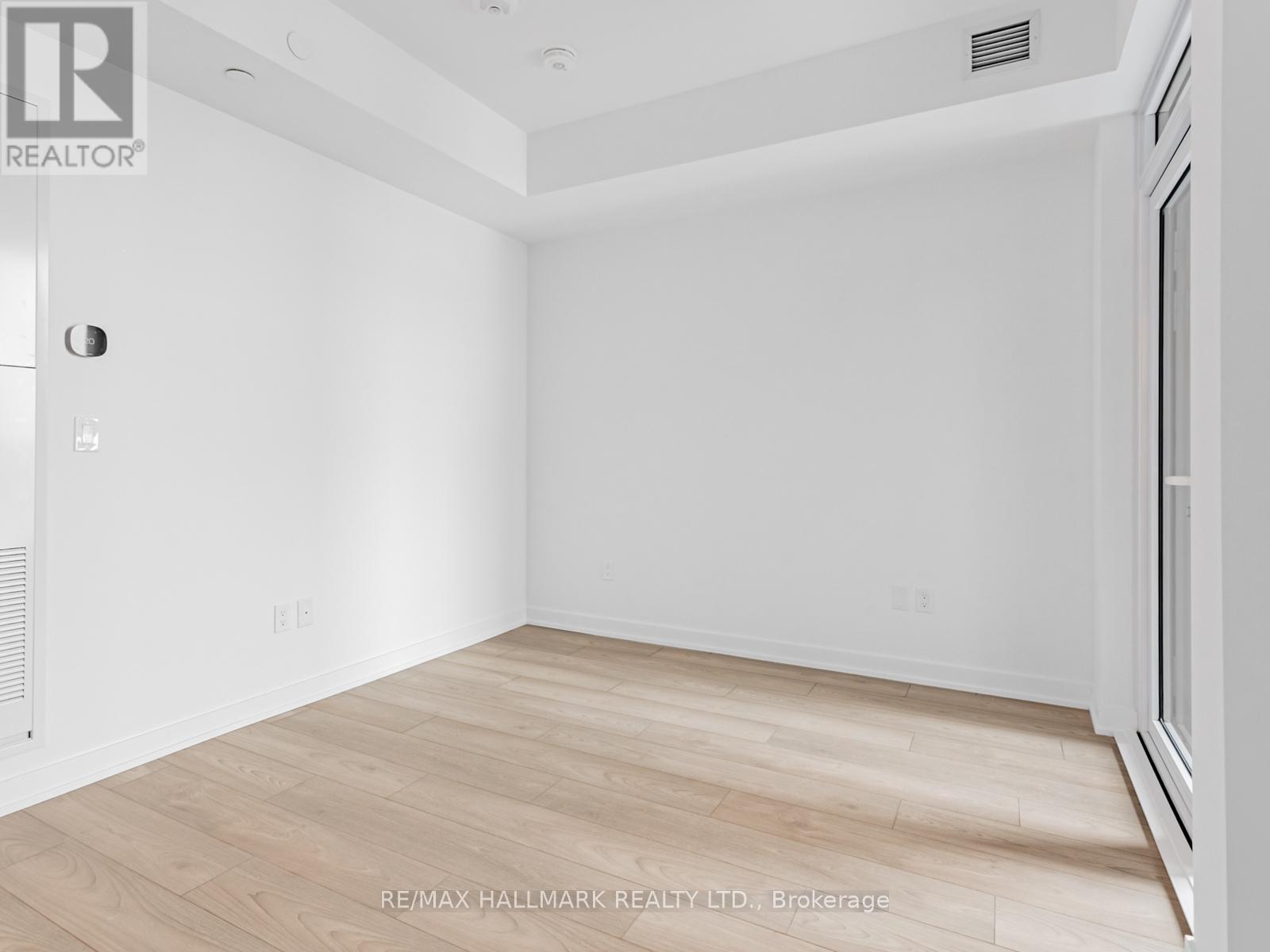 723 - 1007 The Queensway, Toronto, ON - Indoor Photo Showing Other Room