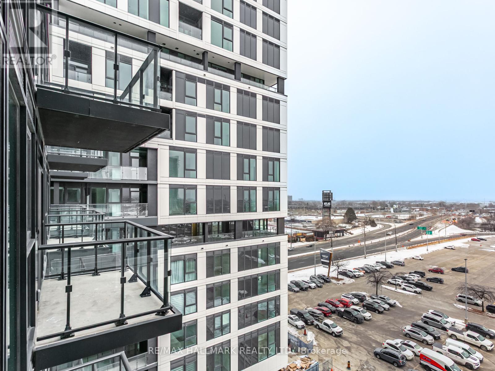 723 - 1007 The Queensway, Toronto, ON - Outdoor