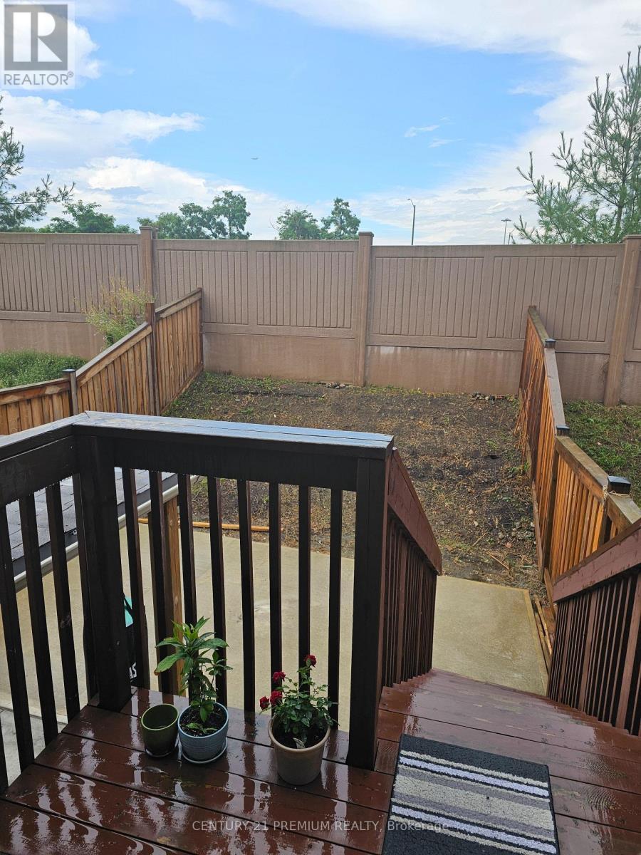 Main - 48 Gulfbrook Circle, Brampton, ON - Outdoor