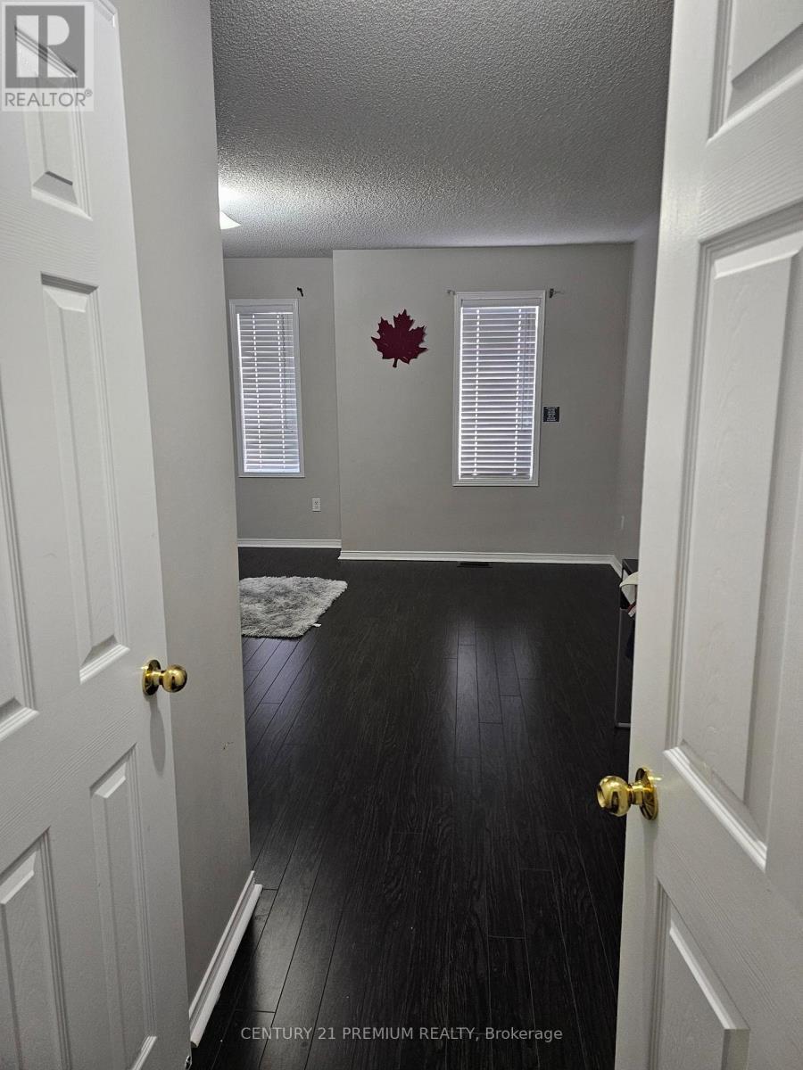 Main - 48 Gulfbrook Circle, Brampton, ON - Indoor Photo Showing Other Room