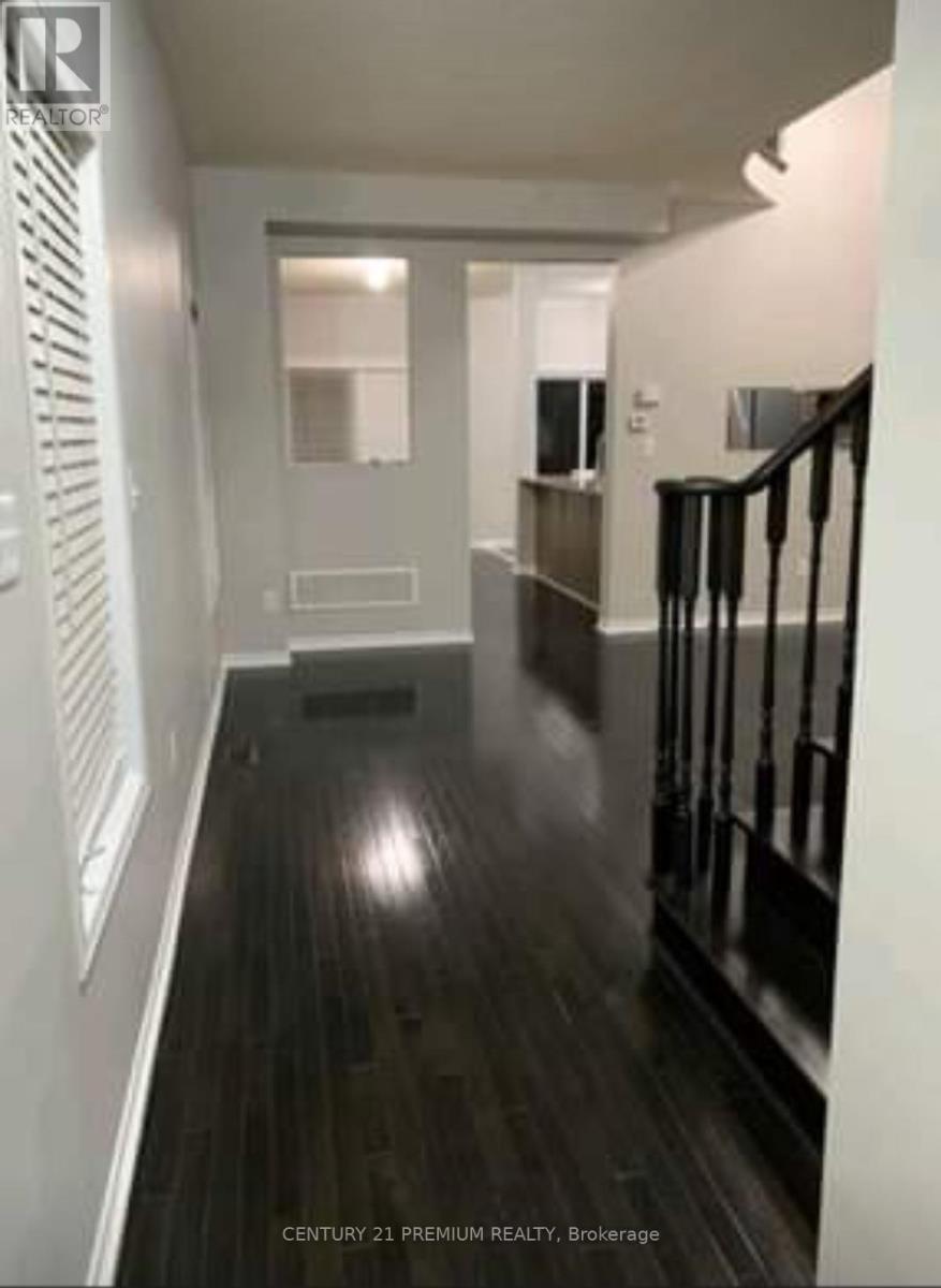 Main - 48 Gulfbrook Circle, Brampton, ON - Indoor Photo Showing Other Room