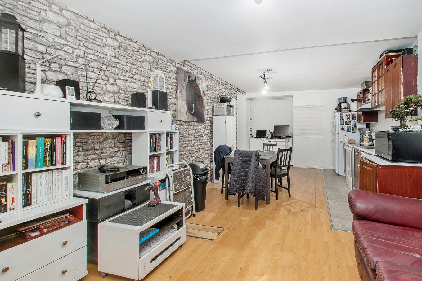 Living room - 127 - 129 Rue Turgeon, Sainte-Thérèse, QC - Indoor