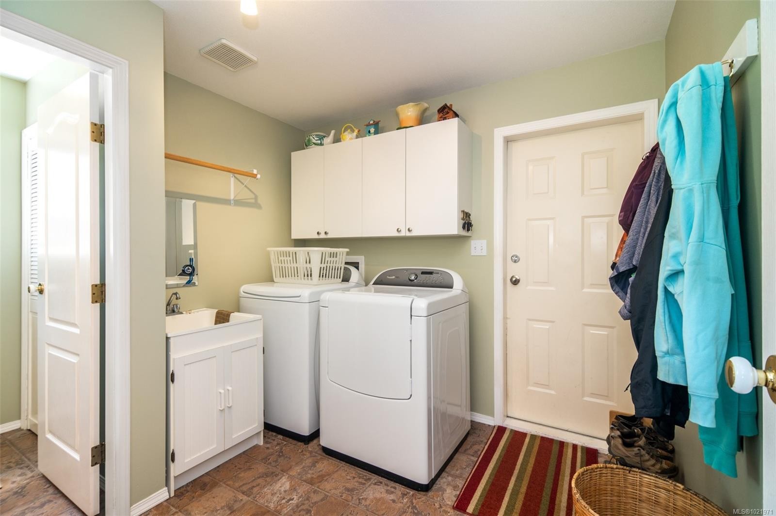 764 Bowen Dr, Campbell River, BC