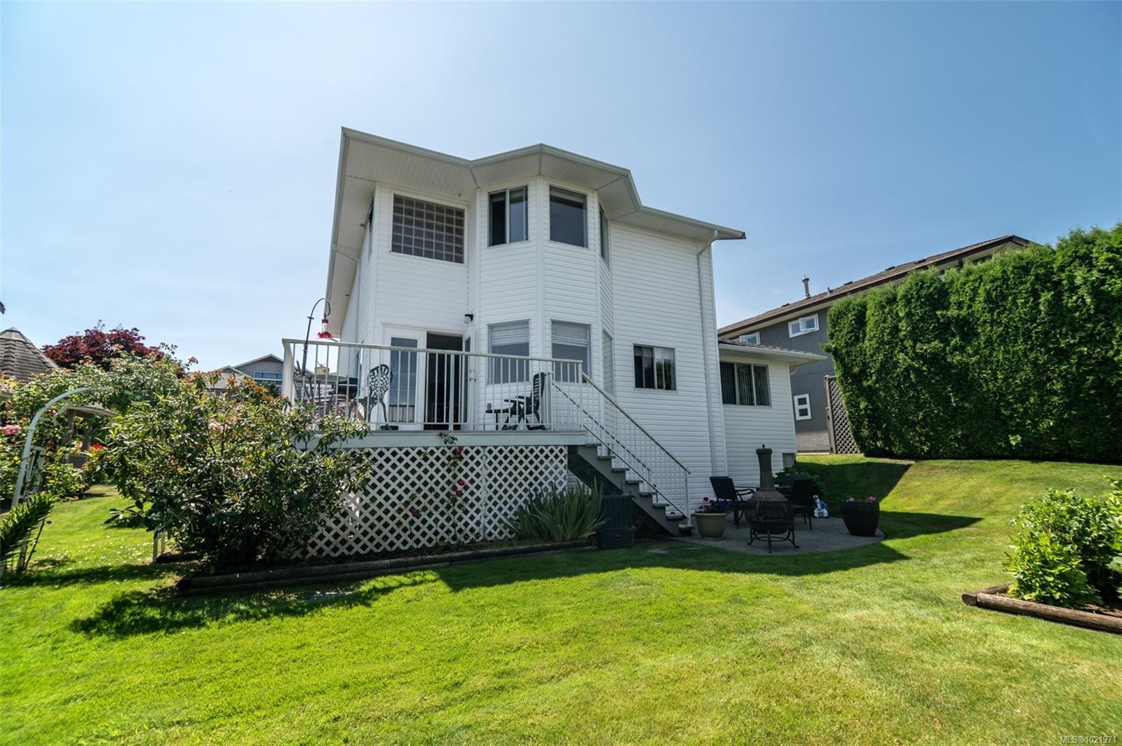 764 Bowen Dr, Campbell River, BC