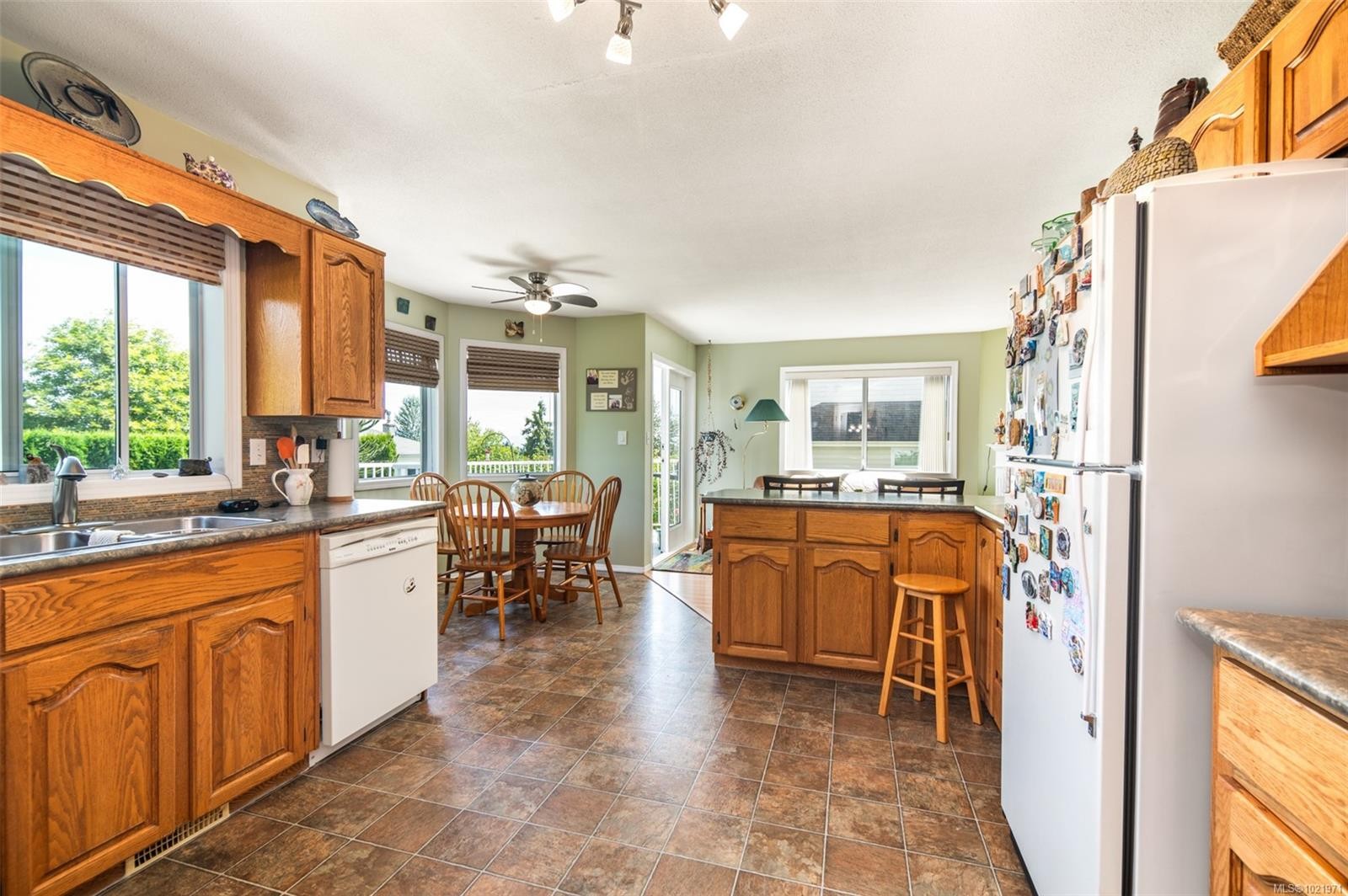 764 Bowen Dr, Campbell River, BC