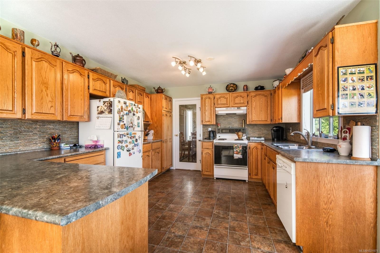 764 Bowen Dr, Campbell River, BC