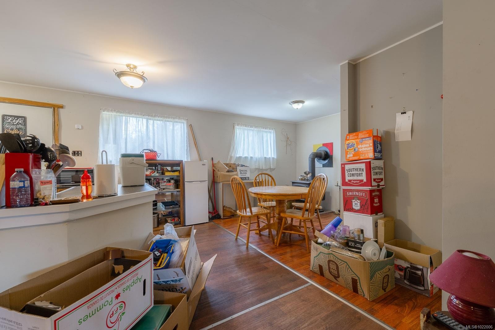 230 Clutus Rd, Bamfield, BC
