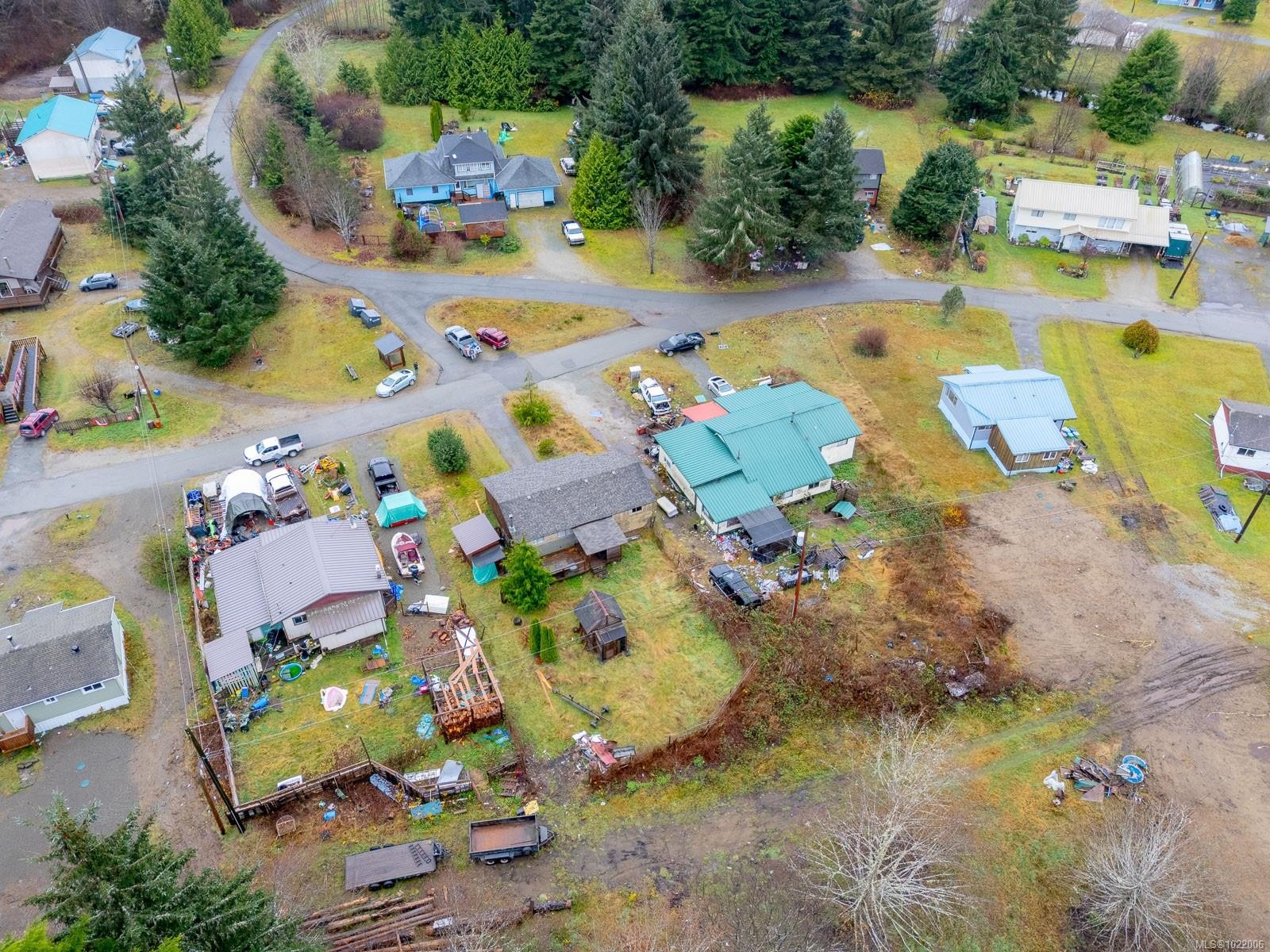 230 Clutus Rd, Bamfield, BC