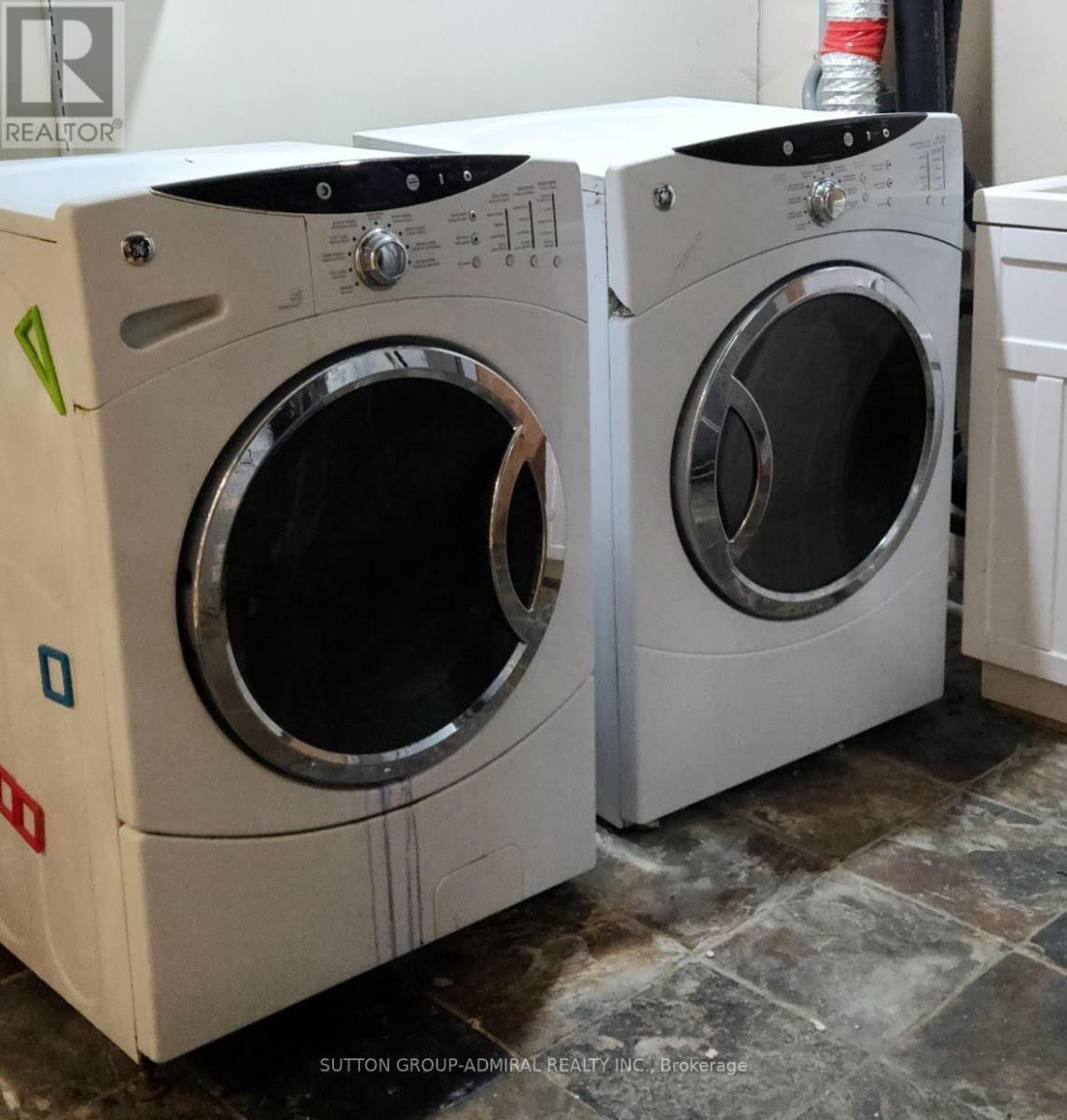 Main Flr - 12 Caines Avenue, Toronto, ON - Indoor Photo Showing Laundry Room