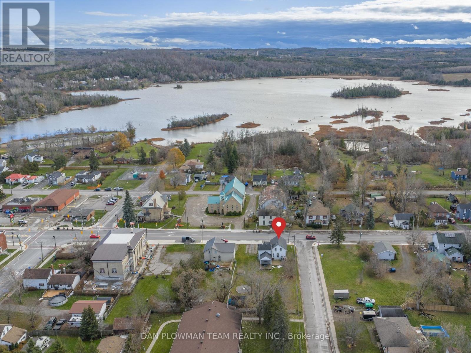 11 King Street W, Kawartha Lakes, ON - Outdoor With Body Of Water With View