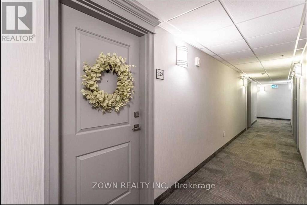 222 - 35 Southshore Crescent, Hamilton, ON - Indoor Photo Showing Other Room