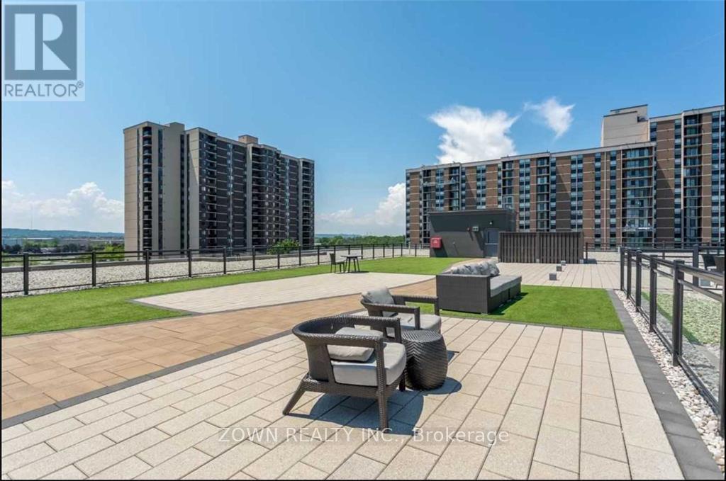 222 - 35 Southshore Crescent, Hamilton, ON - Outdoor