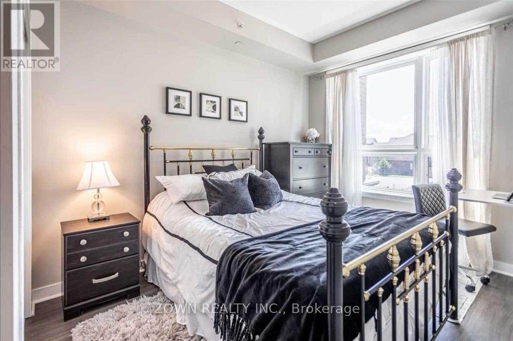 222 - 35 Southshore Crescent, Hamilton, ON - Indoor Photo Showing Bedroom