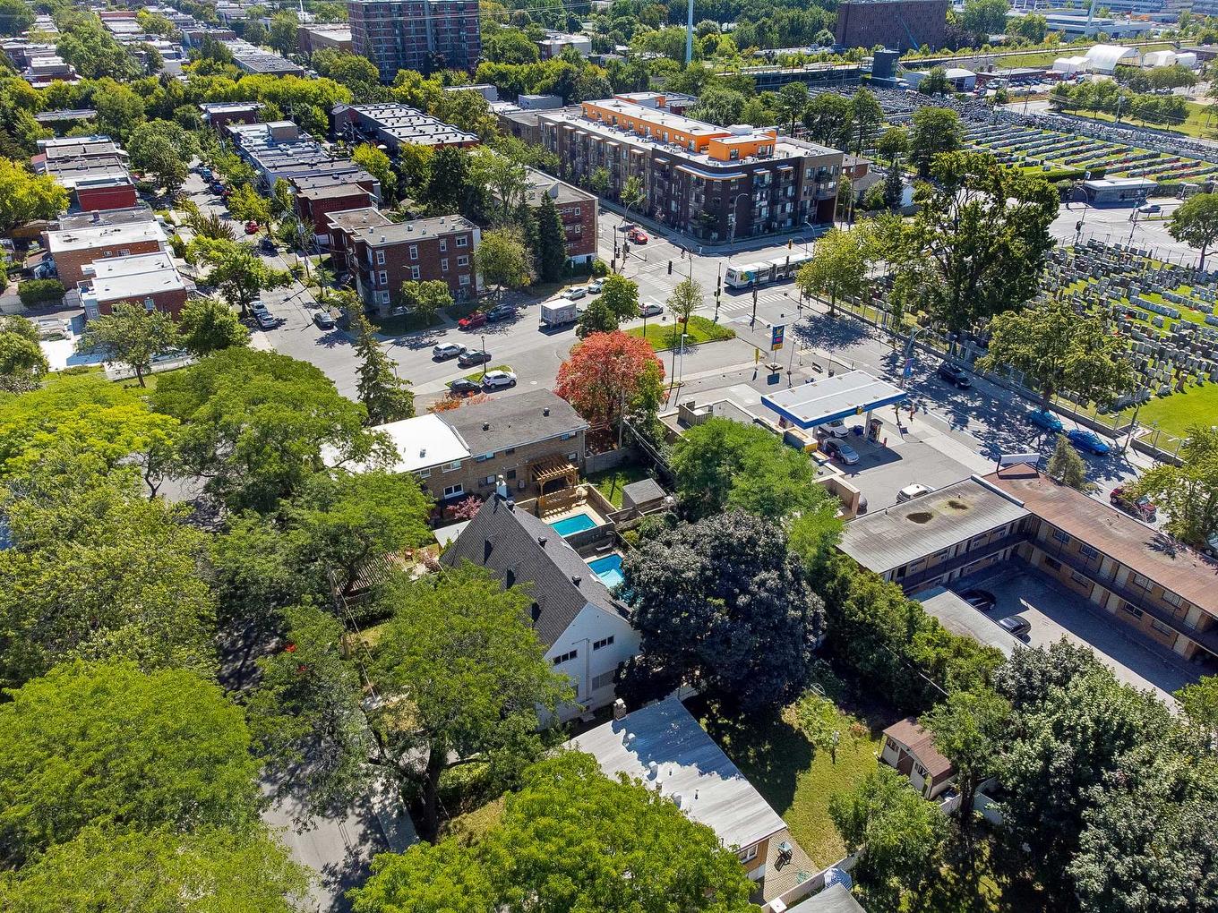 Aerial photo - 9840 Rue Basile-Routhier, Montréal (Ahuntsic-Cartierville), QC - Outdoor With View