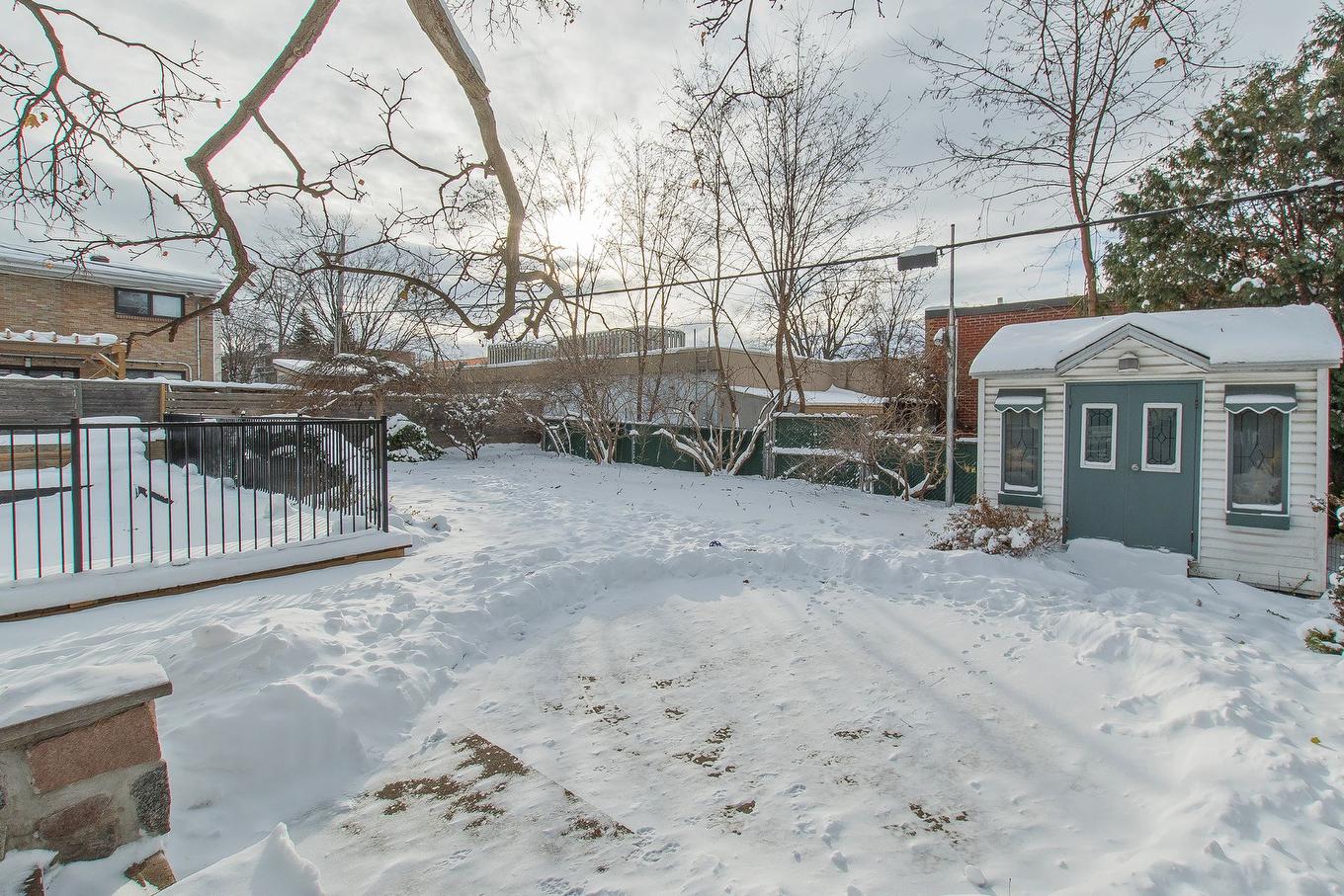 Back facade - 9840 Rue Basile-Routhier, Montréal (Ahuntsic-Cartierville), QC - Outdoor