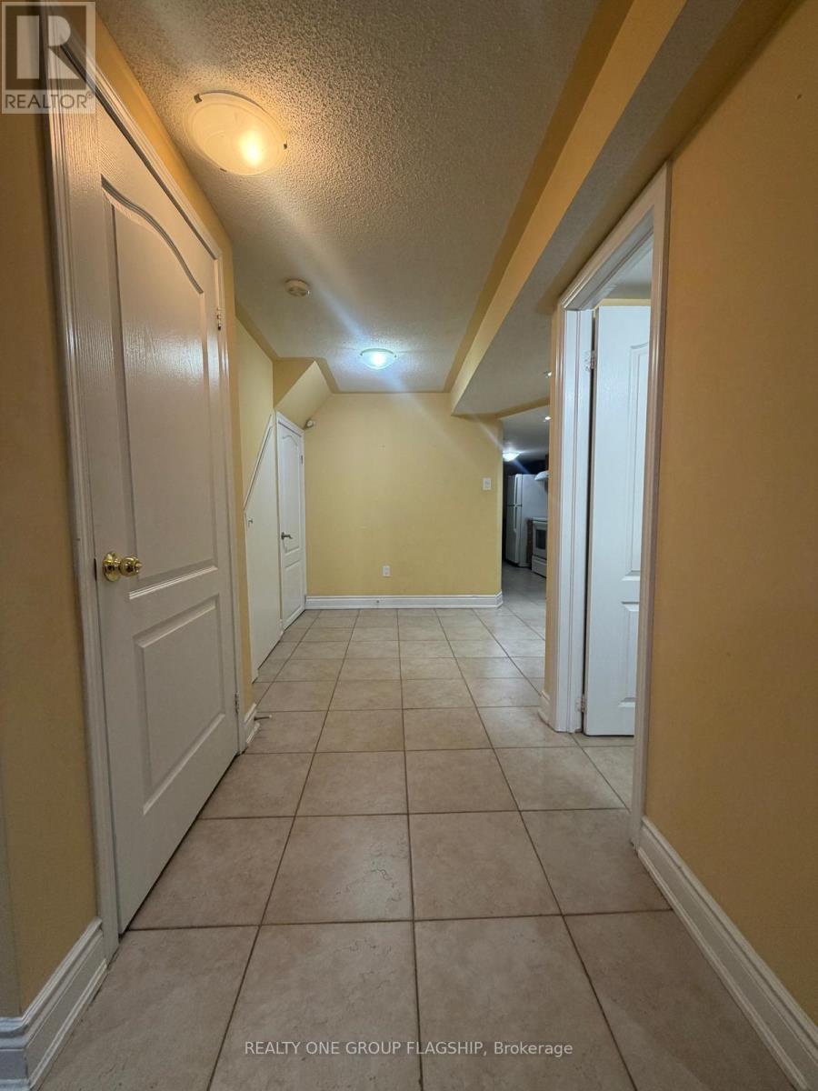 5283 Pedalina Drive, Mississauga, ON - Indoor Photo Showing Other Room