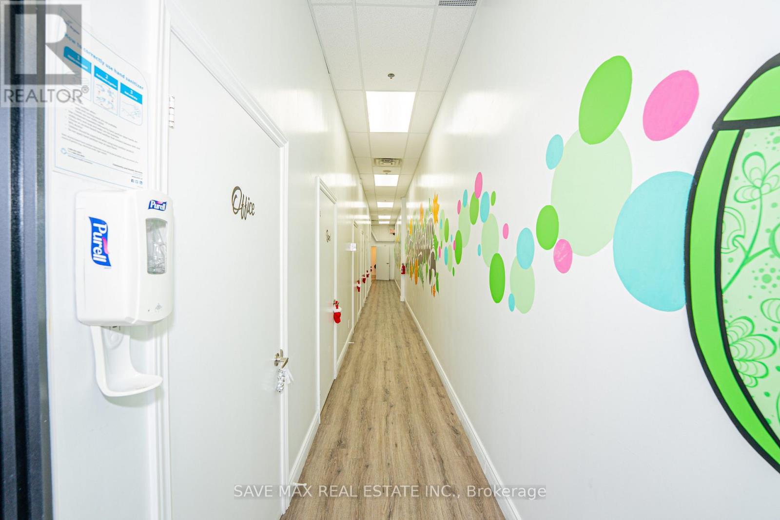 21 - 3255 Rutherford Road, Vaughan, ON