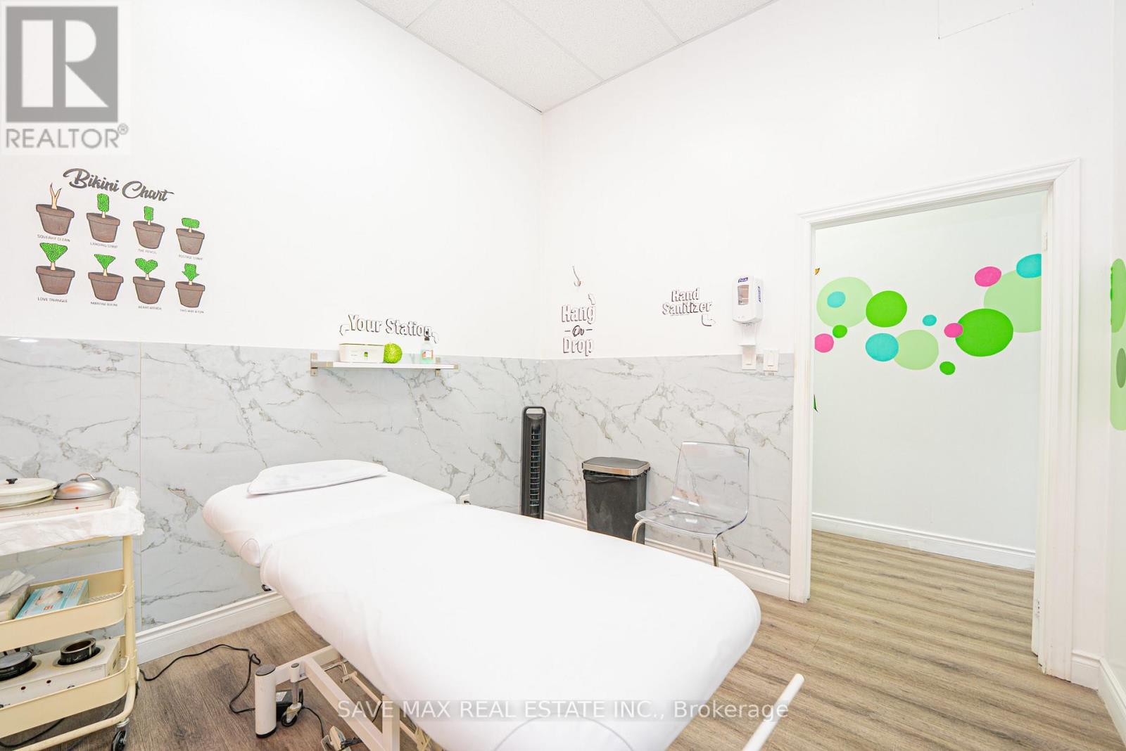 21 - 3255 Rutherford Road, Vaughan, ON