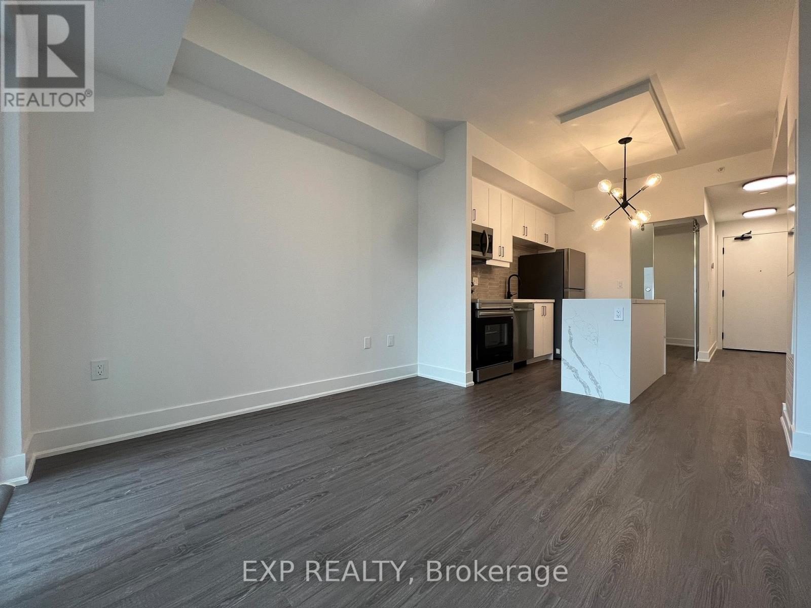 713 - 575 Conklin Road, Brantford, ON - Indoor Photo Showing Kitchen