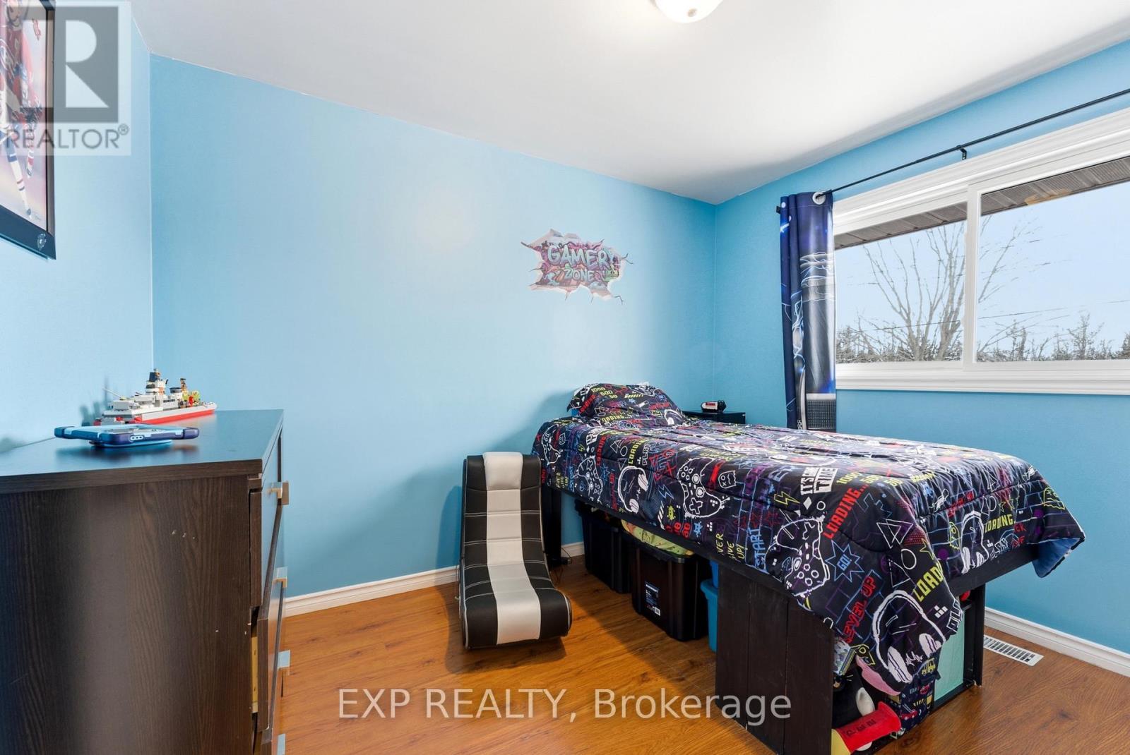 1 Nelles Avenue, Quinte West (Sidney Ward), ON - Indoor Photo Showing Bedroom
