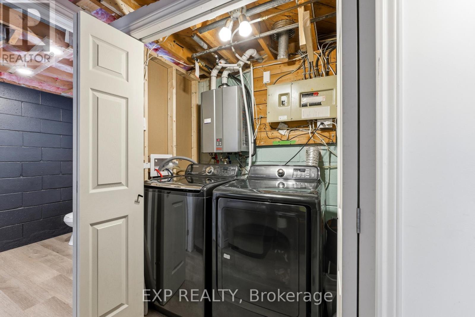 1 Nelles Avenue, Quinte West (Sidney Ward), ON - Indoor Photo Showing Laundry Room