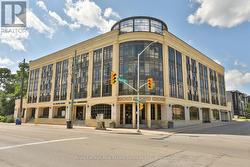 408 - 205 LAKESHORE ROAD W Oakville (Co Central), ON L6K 1B3