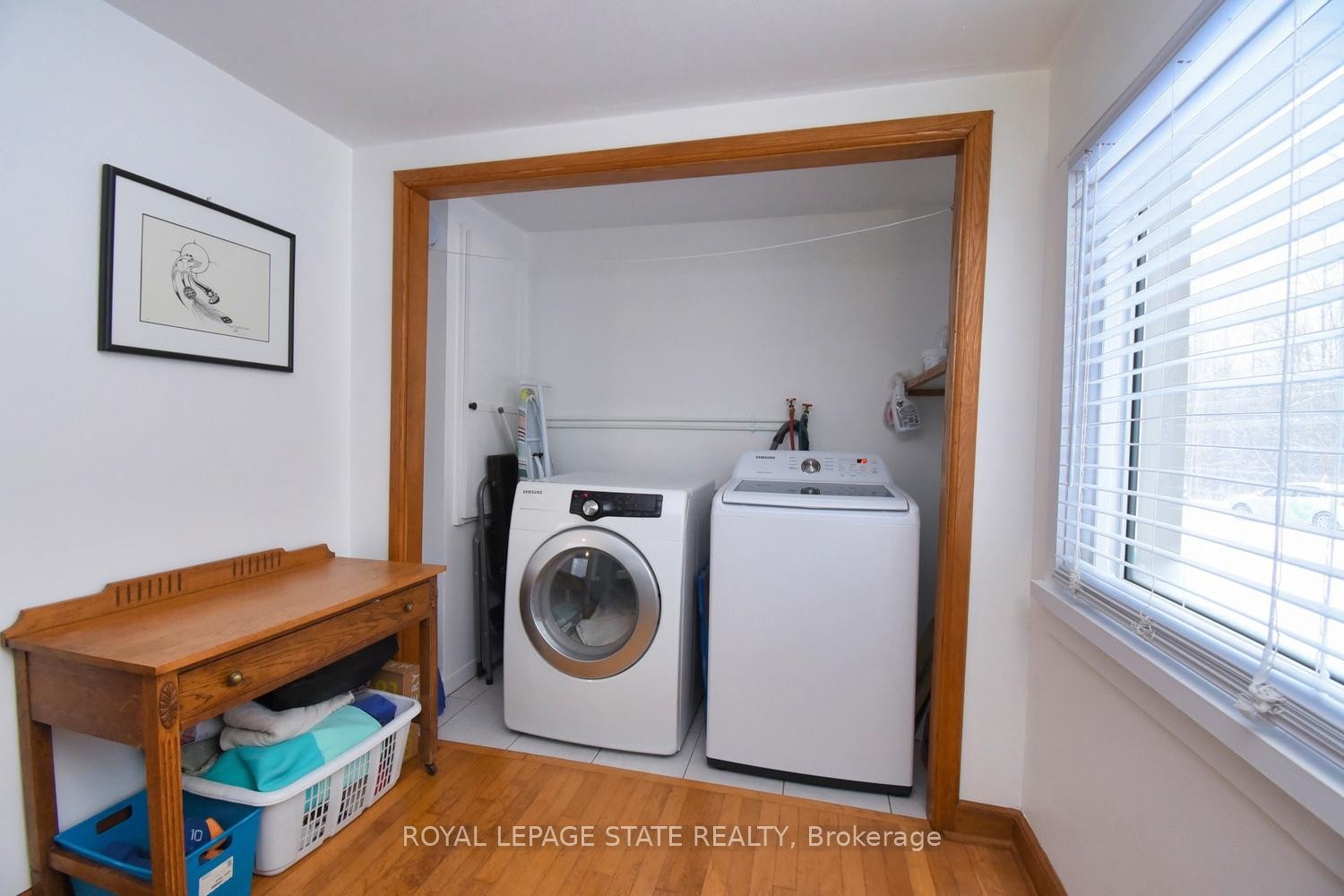3222 Peach Avenue, Fort Erie, ON - Indoor Photo Showing Laundry Room