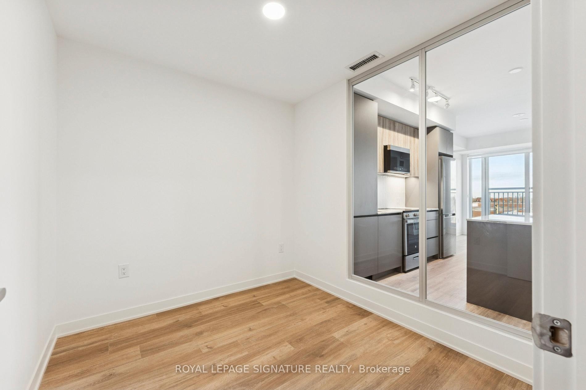 817-20 All Nations Drive, Brampton, ON - Indoor