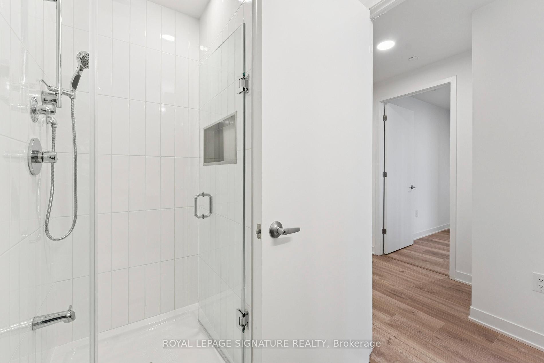 817-20 All Nations Drive, Brampton, ON - Indoor Photo Showing Bathroom