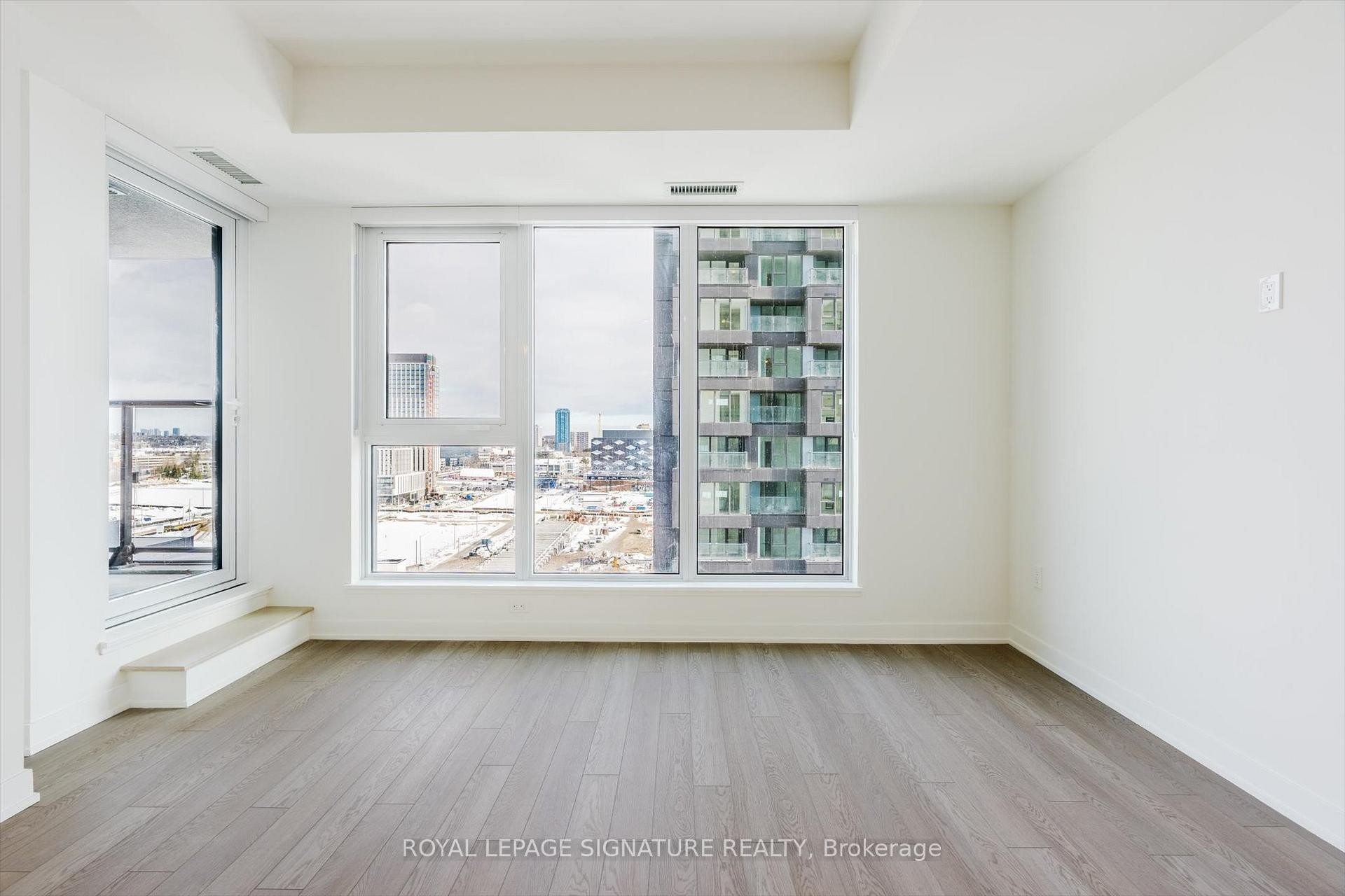 1420-1 Quarrington Lane, Toronto, ON - Indoor Photo Showing Other Room