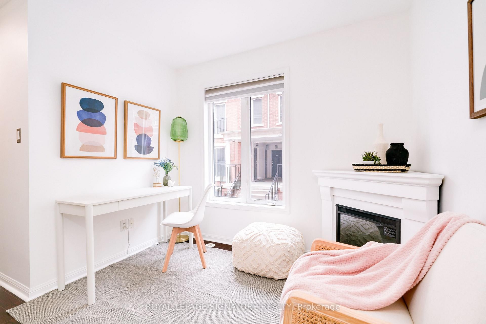 1602-28 Laidlaw Street, Toronto, ON