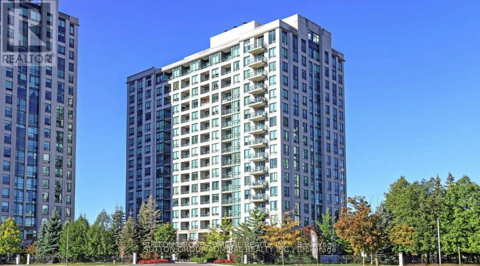 304 - 100 Promenade Circle, Vaughan, ON - Outdoor With Facade
